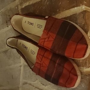 Toms Buffalo Plaid Shoes